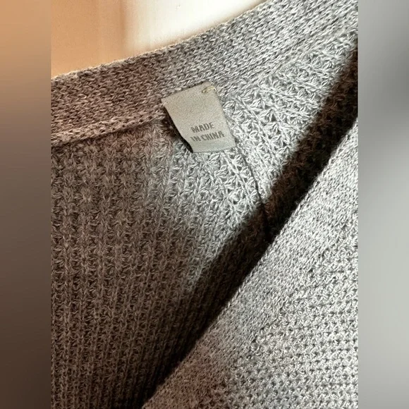 Vince gray V-Neck Women's Sweater - Picture 5 of 10